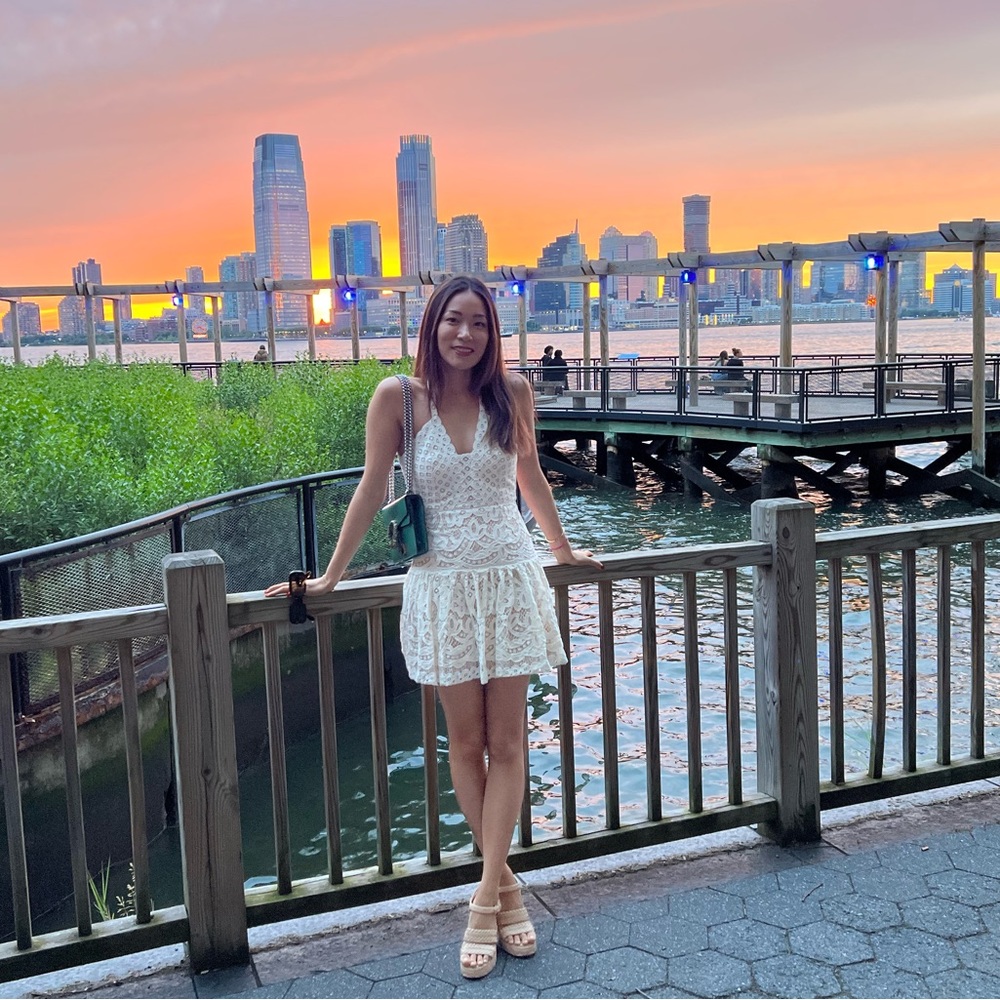 Ivory lace mini dress - Picture 3 of 4